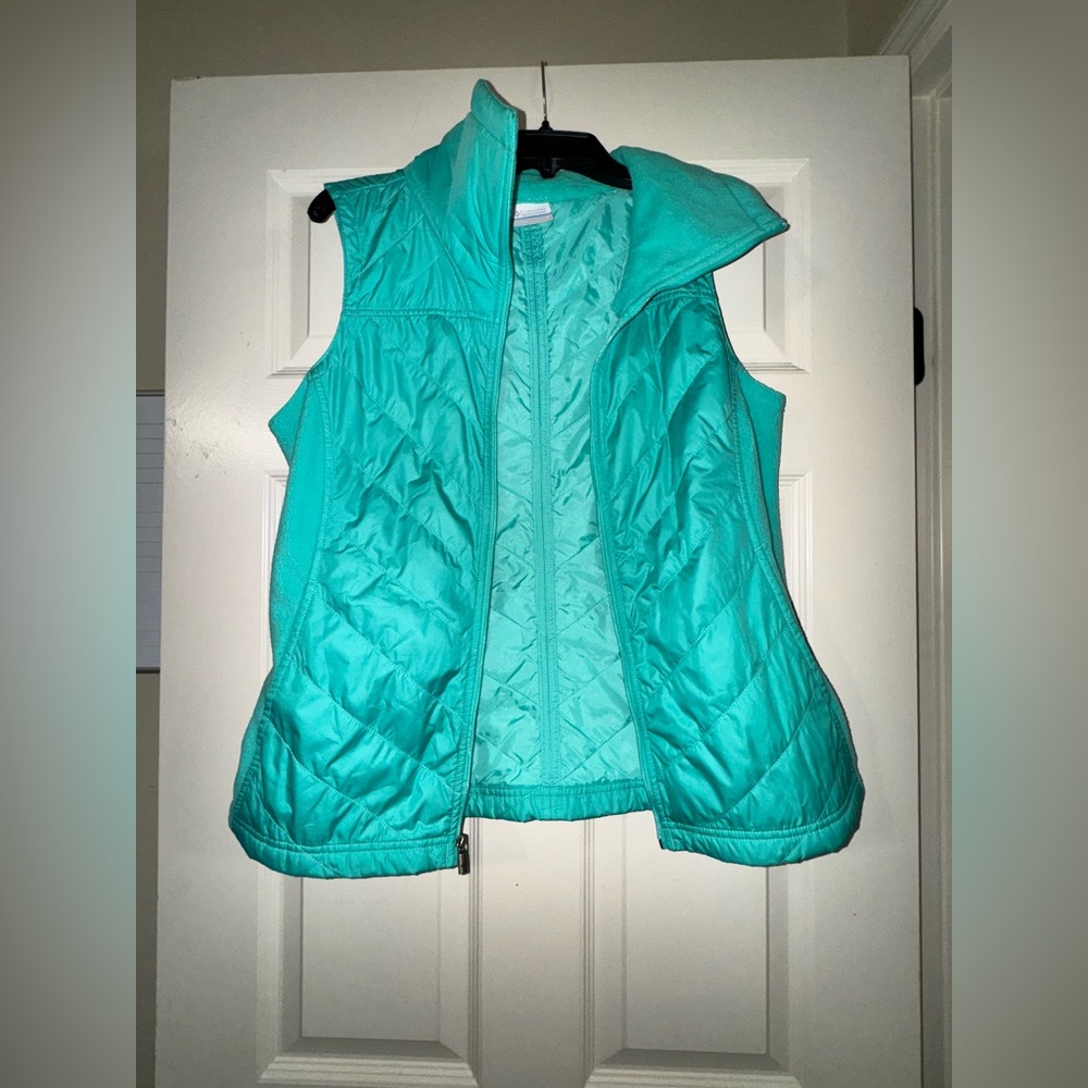Women's Turquoise Puffer Vest